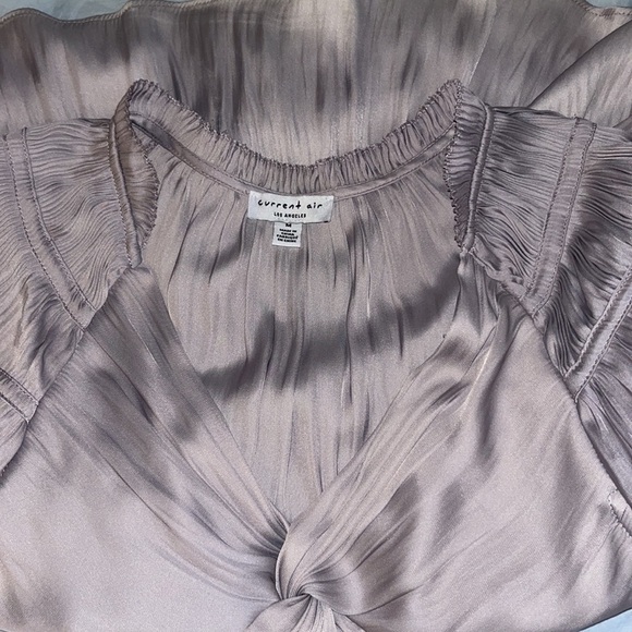 Current Air Twist Front Draped Blouse Featuring Micro-pleating Size Medium - Picture 3 of 3